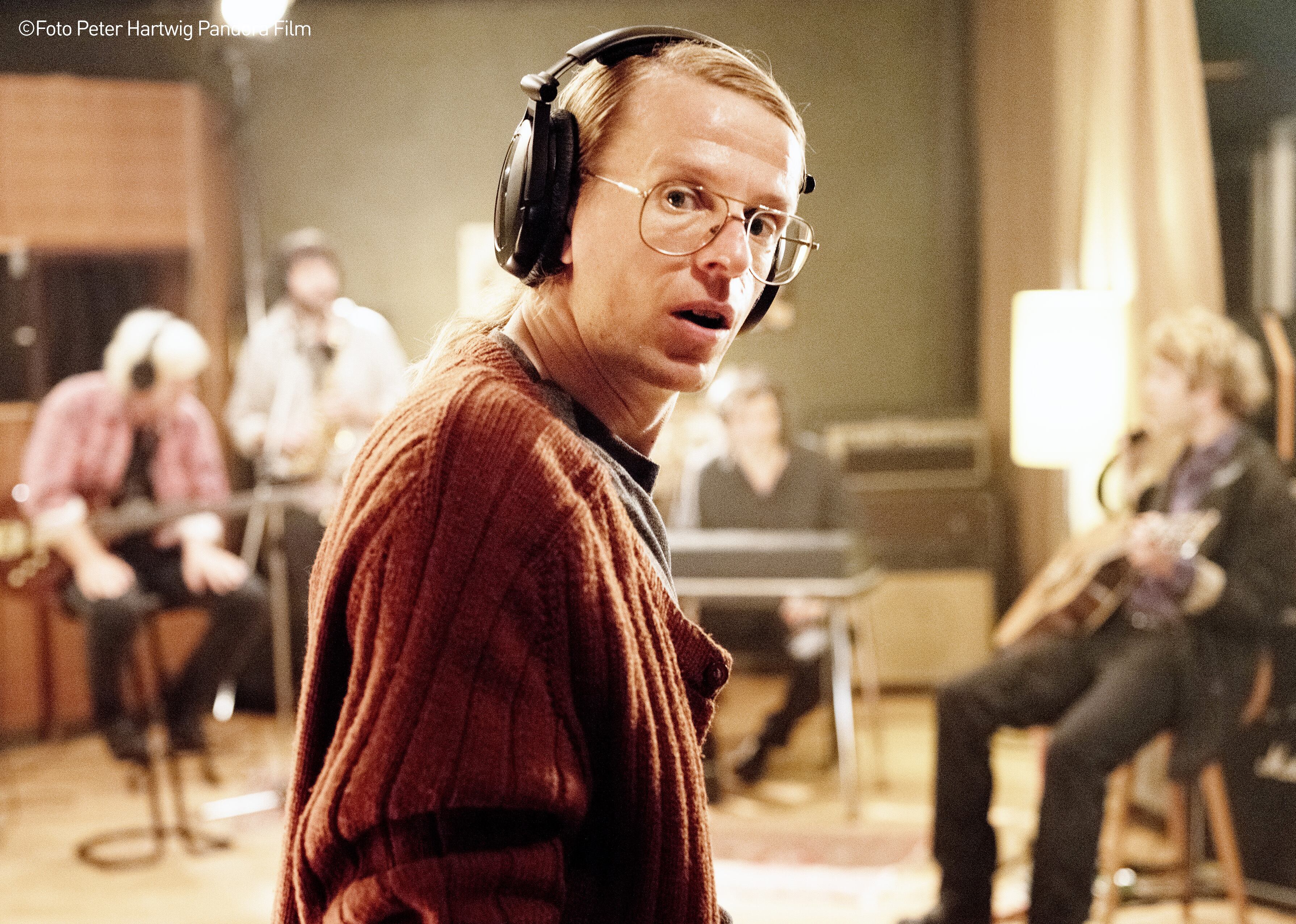 "Gundermann", la historia de un cantautor proletario en la RDA. 