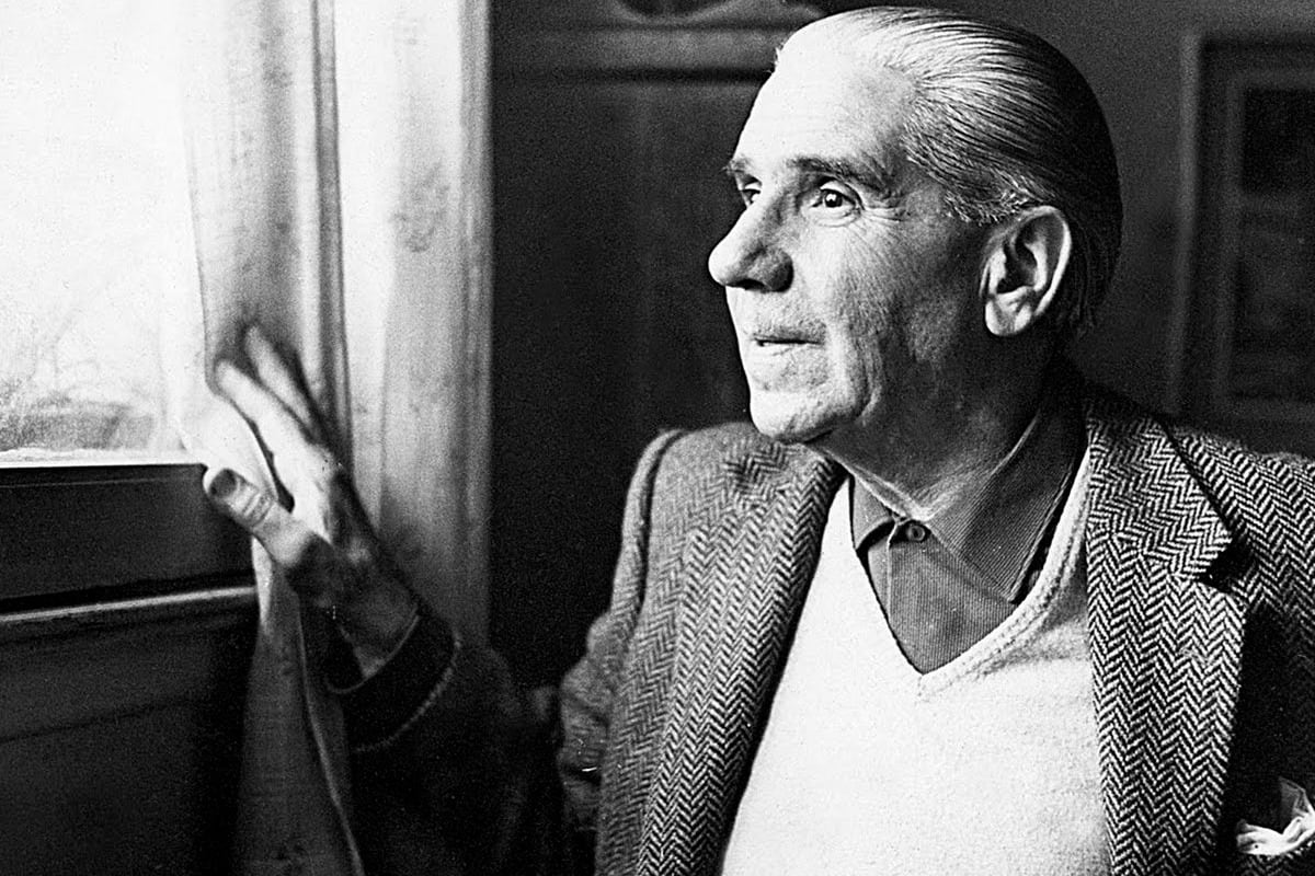 En 1974 fallece uno de los principales poetas del siglo XX en la Argentina: Raúl González Tuñón. 