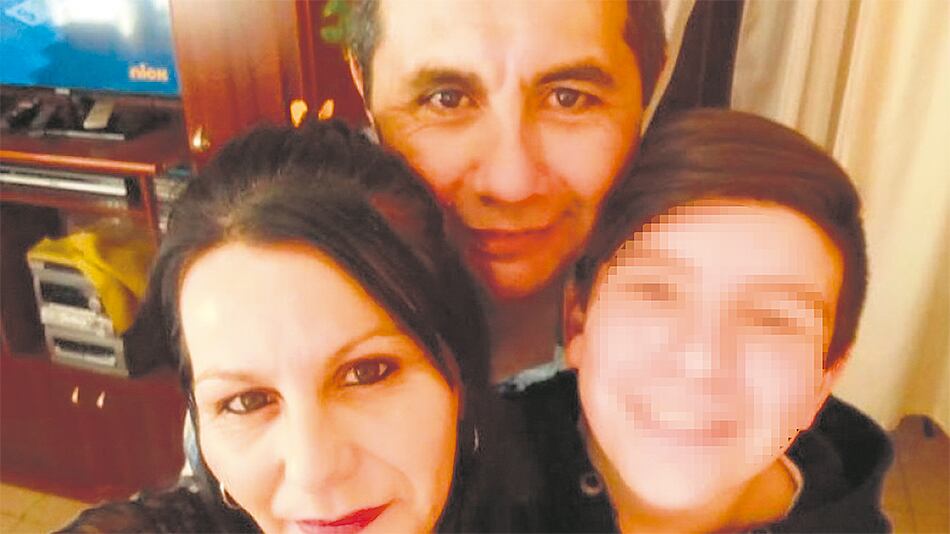 Los cuerpos de Sandoval, González y su hijo fueron hallados por el hermano del femicida.