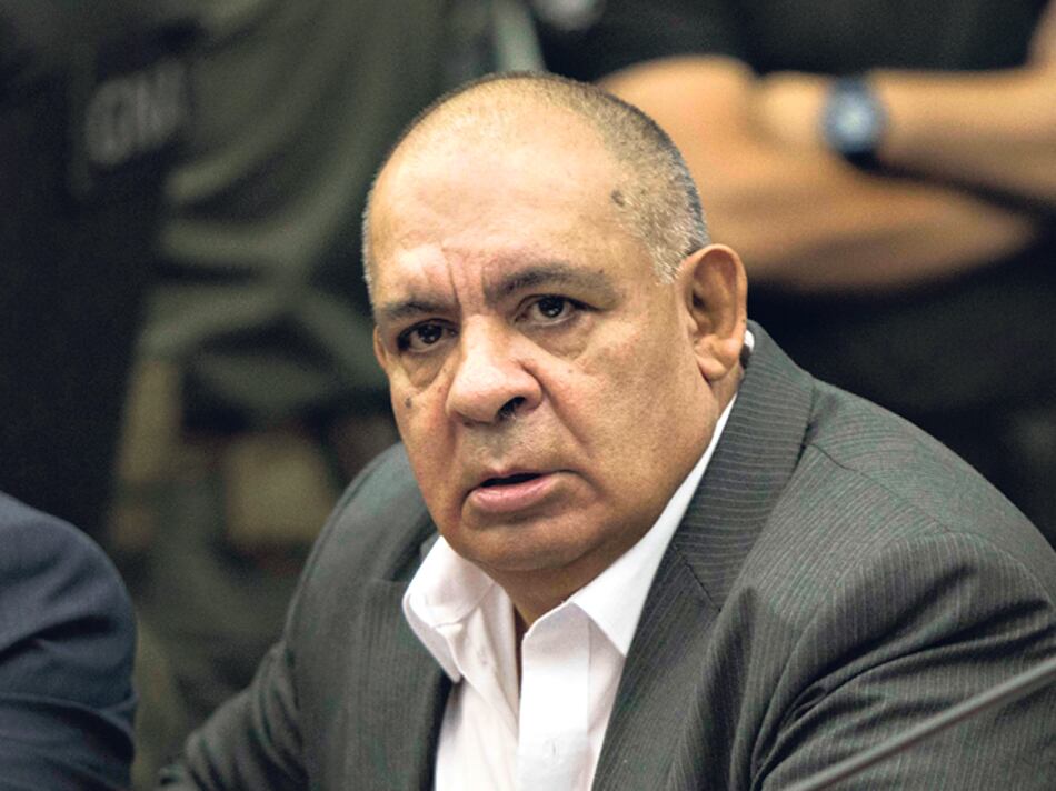 “Soy más famoso que Julio Iglesias”, dijo el Mono.