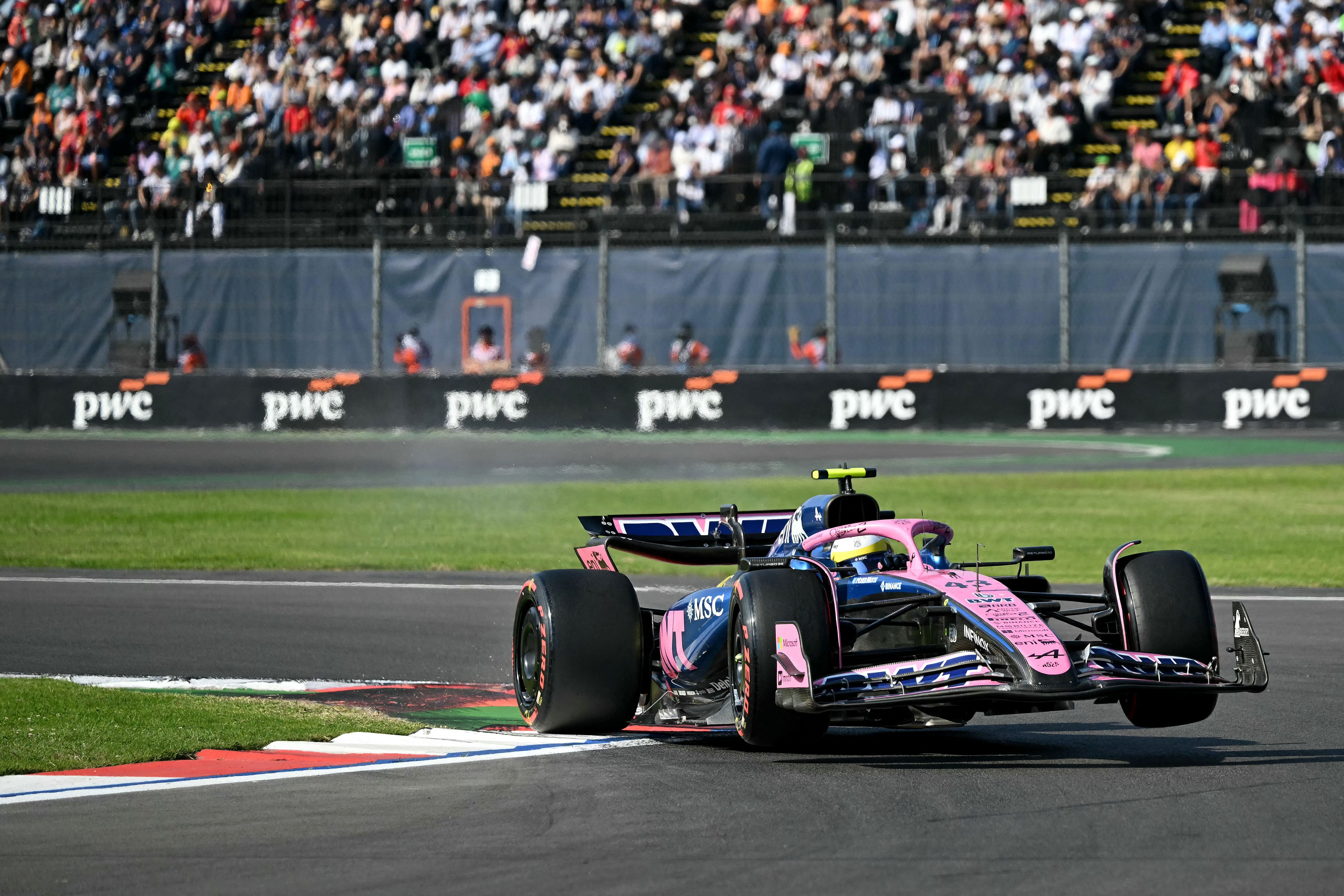 Colapinto tuvo complicaciones con el A525 y largará último en México