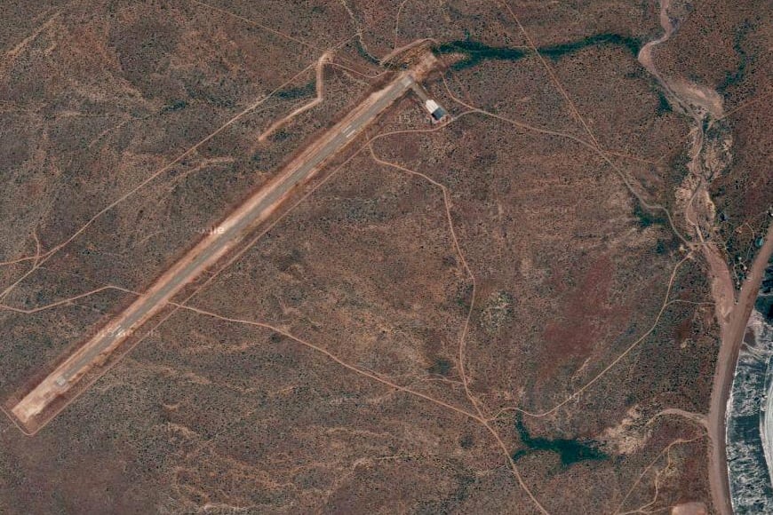 Casi tan grande como el Aeroparque porteño, su propietario es el famoso ciudadano inglés Joe Lewis.