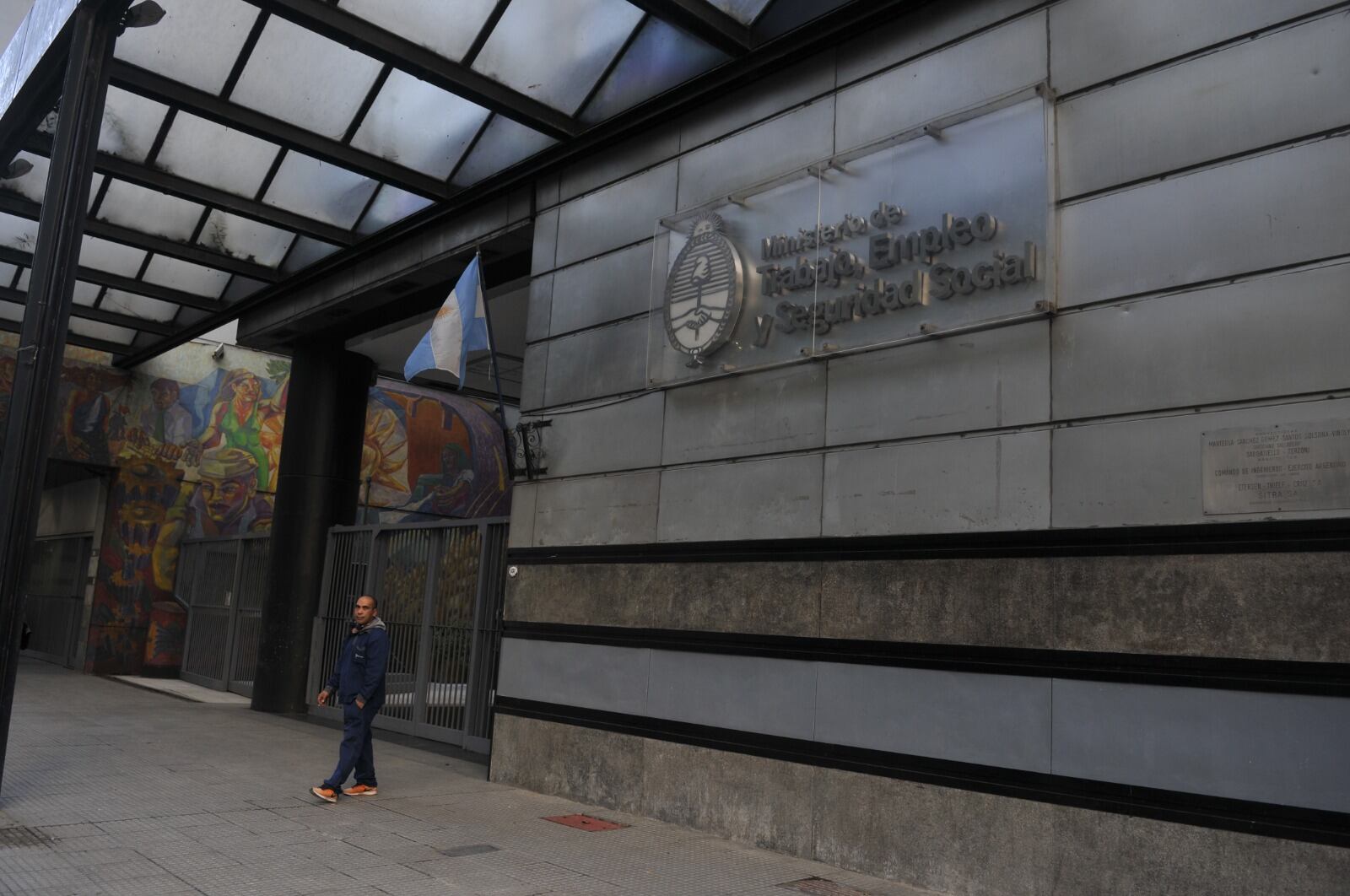 El salario mínimo se encuentra actualmente en 156.000 pesos