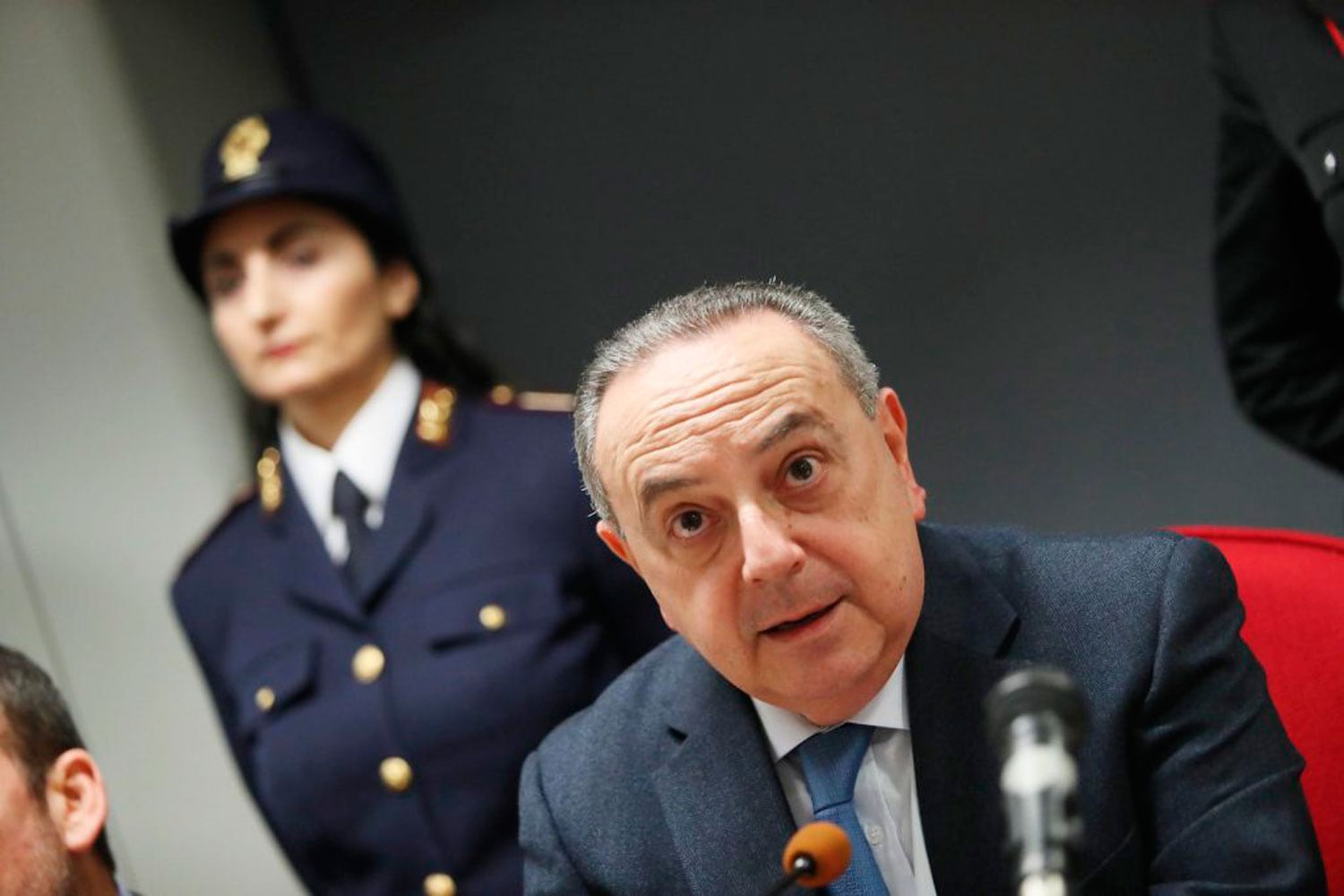 Lo Voi alertó que la mafia se mantiene activa durante la pandemia.