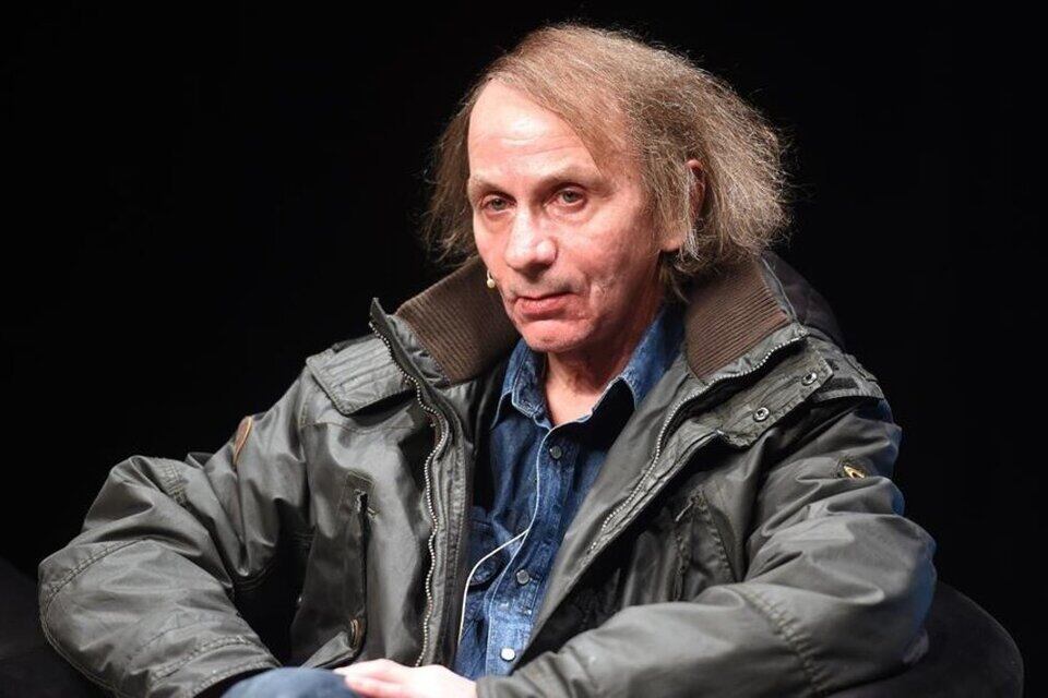 Michel Houellebecq nació el 26 de febrero de 1956.