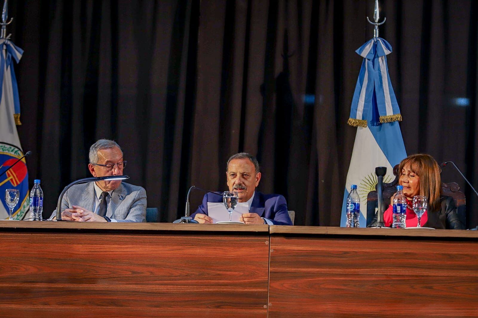 El gobernador Ricardo Quintela en el inicio de la Convención Constituyente. 