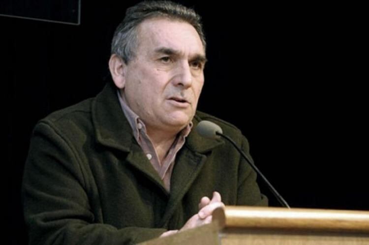 Schmidt advierte que, desde 2001, al llegar fin de año siempre surgen conflictos sociales.