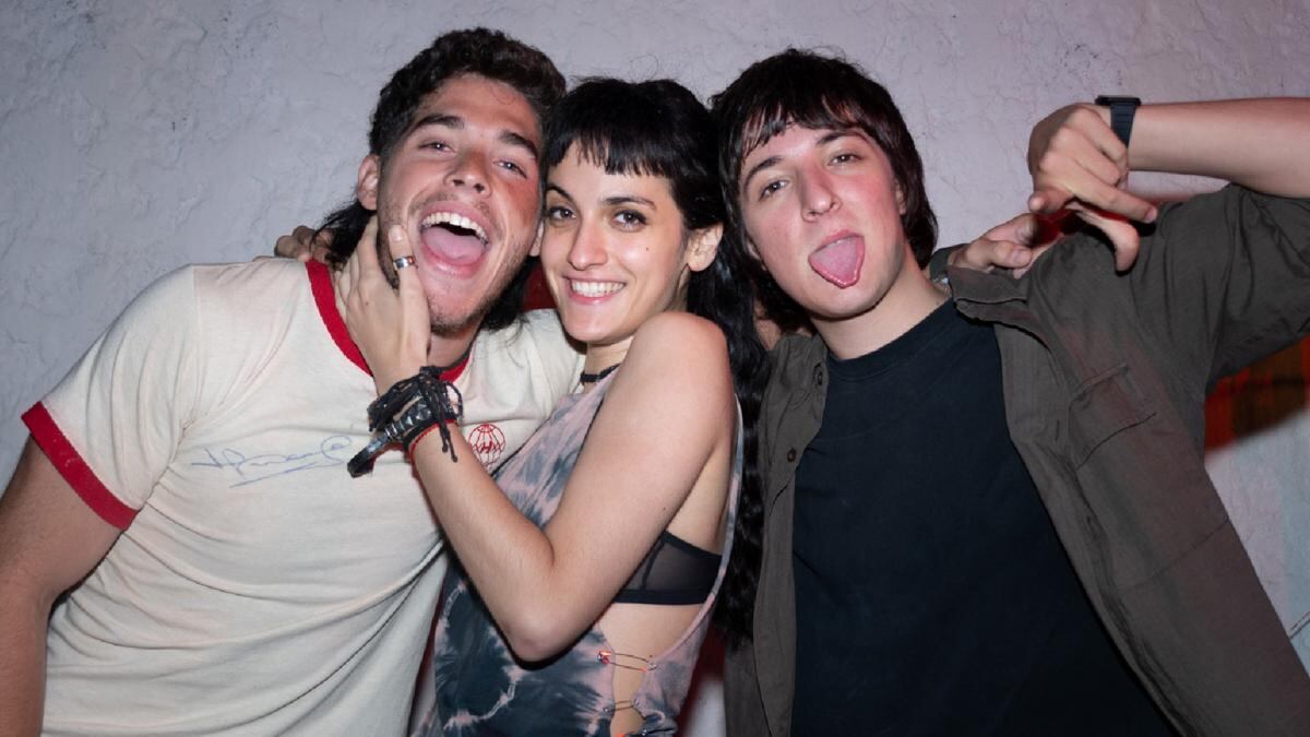 Olivia Nuss, José Giménez Zapiola y Toto Rovito, protagonistas de la historia.