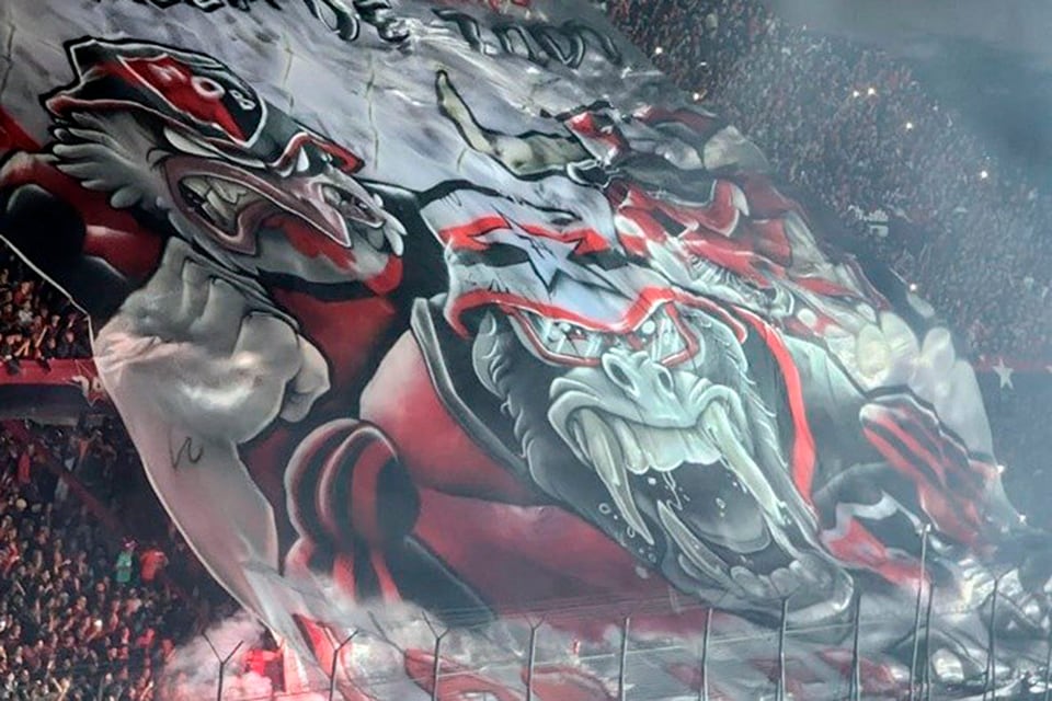 La bandera considerada intimación pública por la fiscalía,