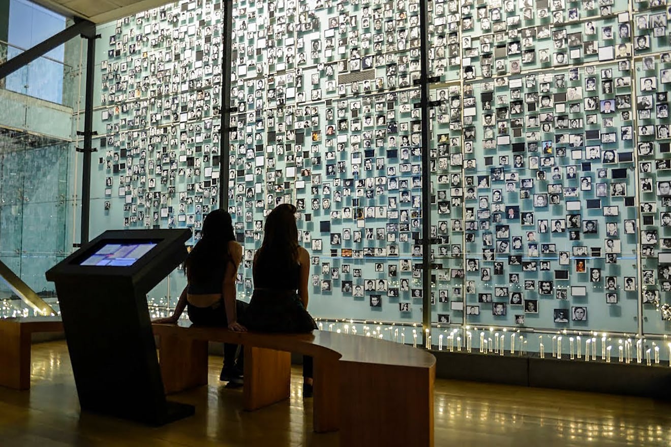 El Museo de la Memoria y los Derechos Humanos de Chile tendrá un embajador de lujo. Foto 2: Ariel Dorfman, escritor chileno (Telam)