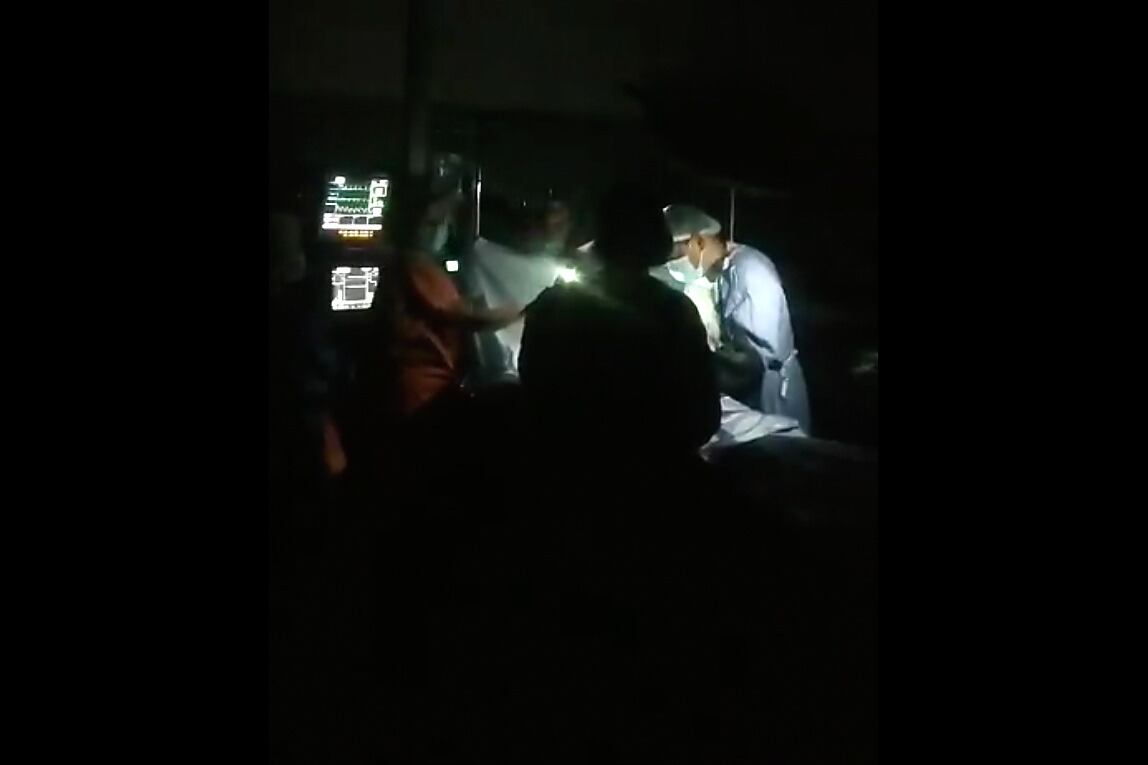 El Durand, a oscuras