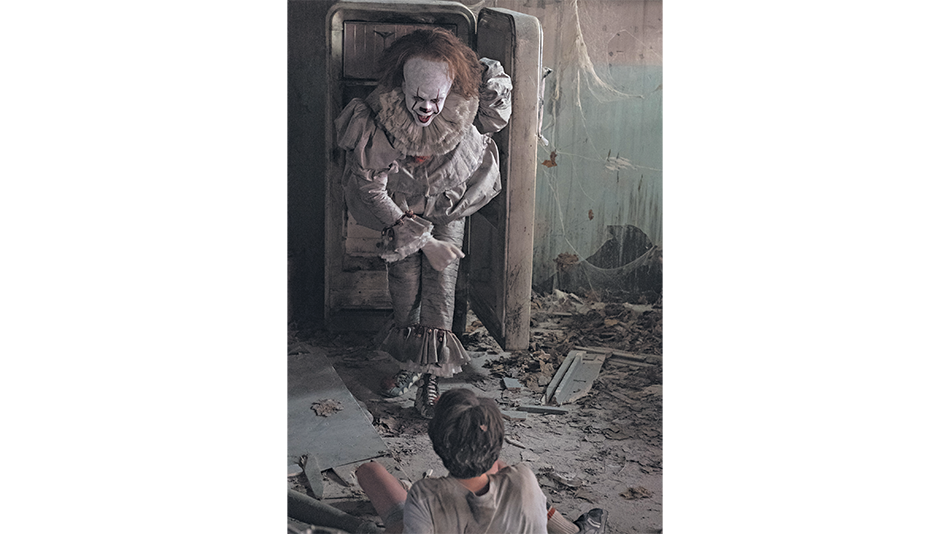 Bill Skarsgård como el payaso Pennywise