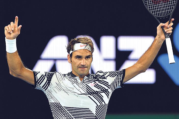Roger Federer festeja el acceso a la final del Abierto de Australia.