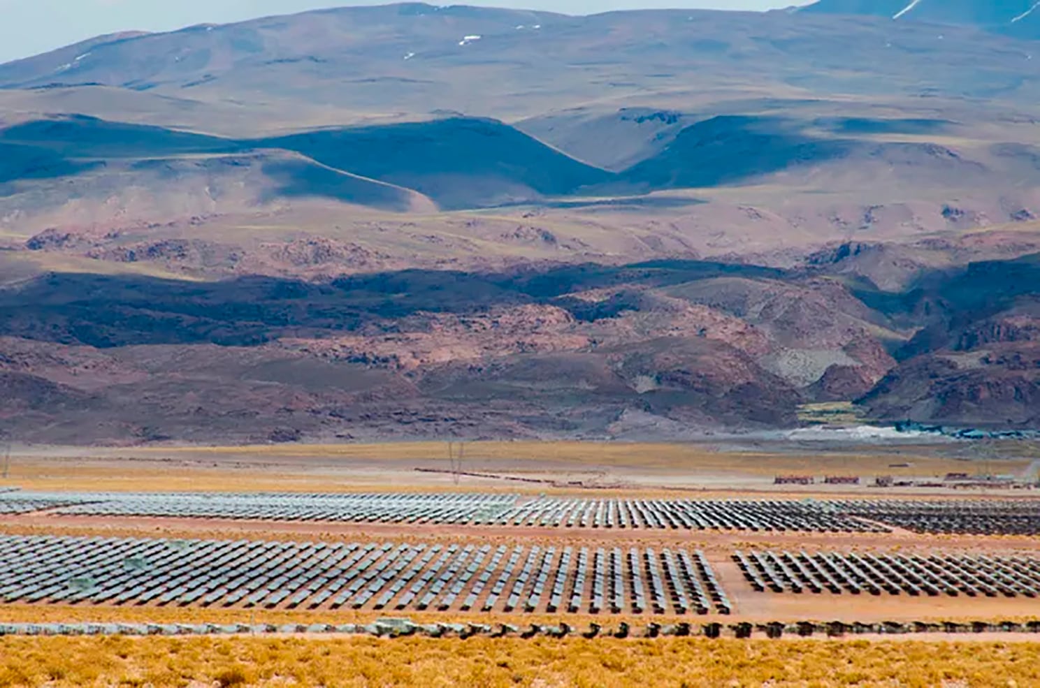 El parque solar Cauchari, ubicado en Jujuy, es el más grande de América latina.