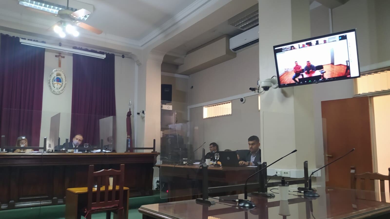 El fiscal Viltes Monier (primero de la derecha). 