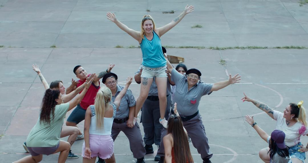 Artistas no profesionales se lucen en "Reas". 