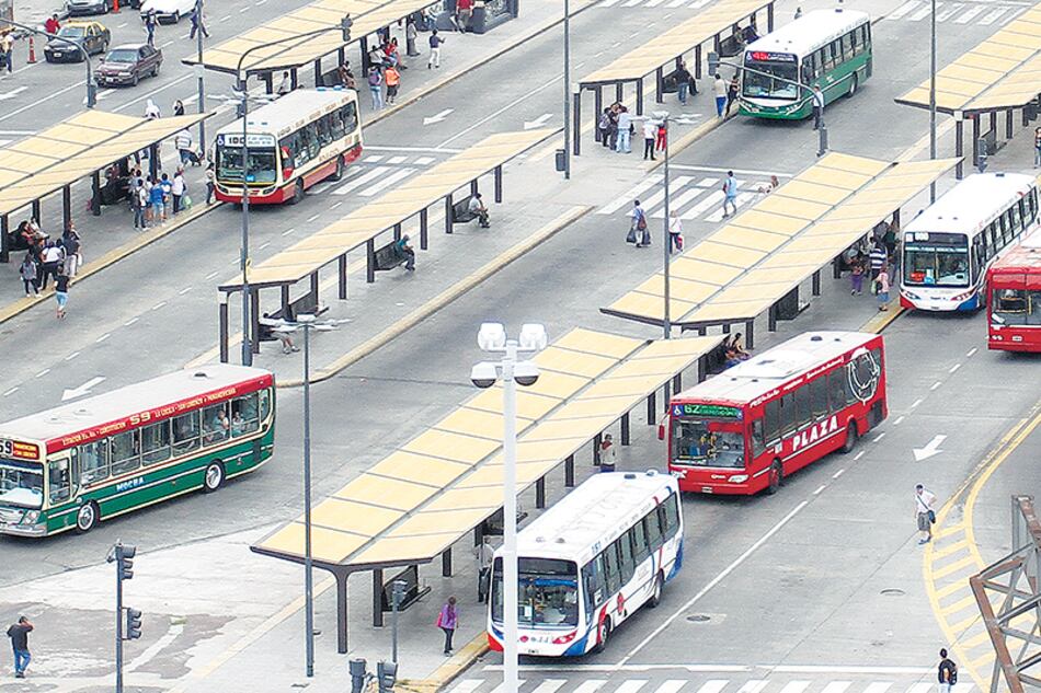 El aumento de colectivos y trenes tuvo fuerte incidencia en la inflación de abril, lo mismo que el tarifazo del gas.