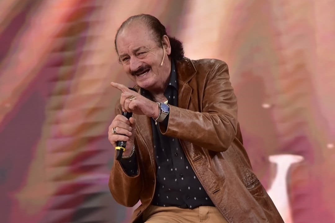 Alcides, el compositor del hit "Violeta", fue internado tras una sufrir una hemorragia intestinal. (Imagen: Instagram/soymisterdarcy)