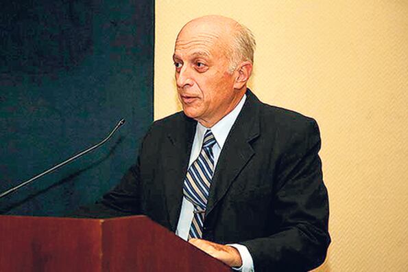 Eduardo Casal, procurador general interino, protege a Carlos Stornelli.