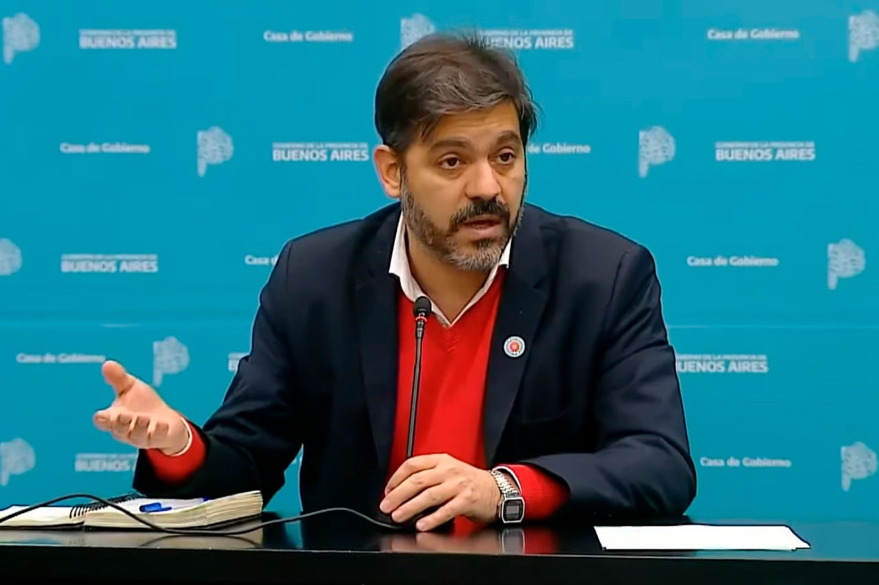 Carlos Bianco definió la gestión de María Eugenia Vidal como "la de los vagos y los mal entretenidos".