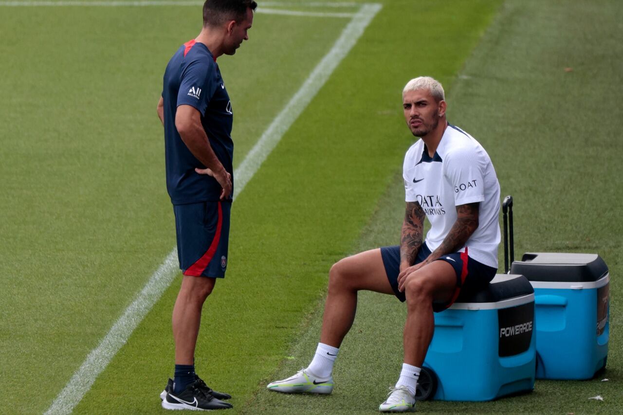 Paredes deberá buscar nuevo horizontes para tener rodaje antes del Mundial