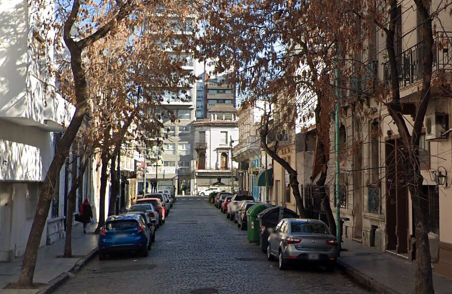 El hotel donde ocurrió el crimen está ubicado en Olavarría al 1600, Barracas