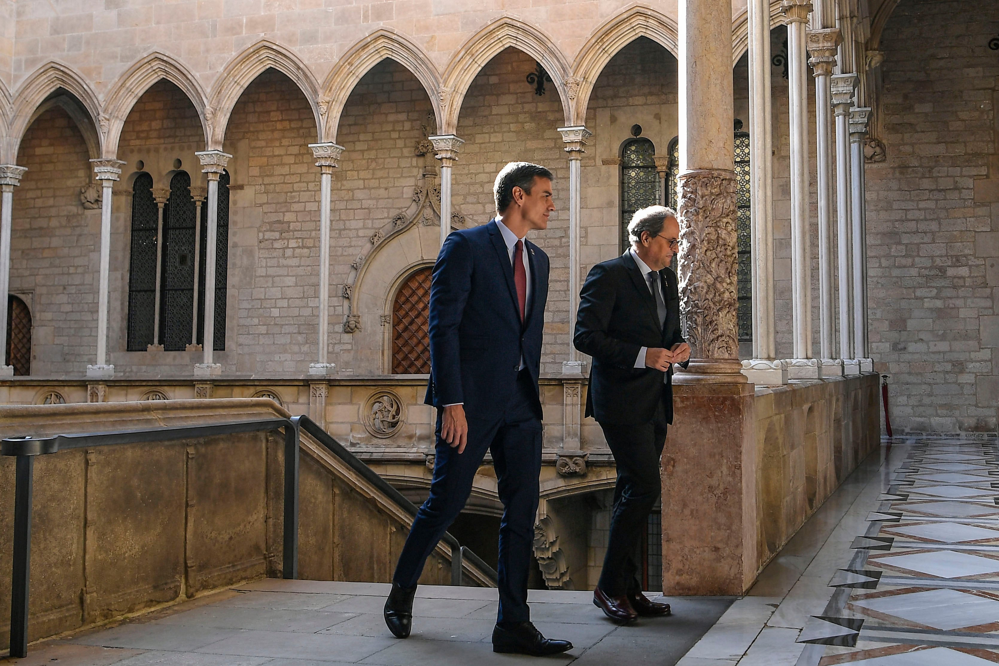 Sánchez y Torra durante su encuentro en la Generalitat de Barcelona.
