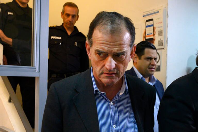 Manini Ríos evitó ser desaforado en el Congreso uruguayo.