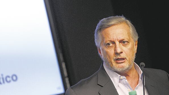 Juan José Aranguren, ex ministro de Energía y actual consultor de empresas. “Ninguna empresa está para hacer beneficencia”, subrayó.