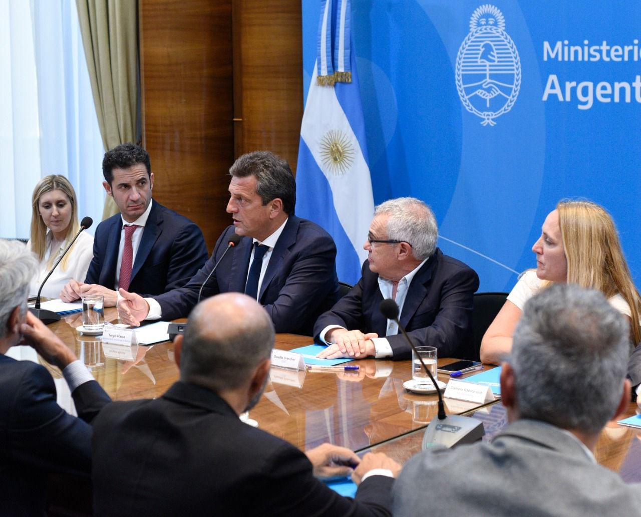 Massa anunció el acuerdo con el sector de indumentaria el viernes. 