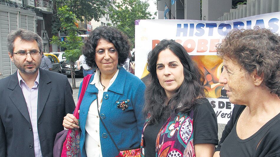 Los hijos de los represores presentaron ayer su proyecto en el Congreso.