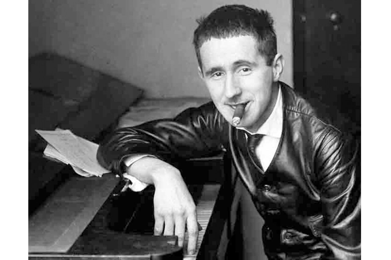 Bertolt Brecht.
