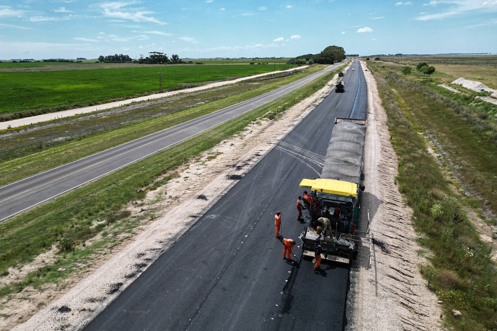 Las obras avanzan en la Ruta Provincial 11. 