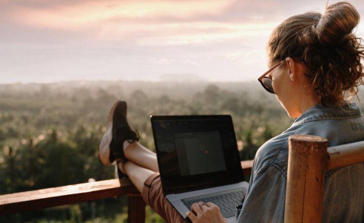 Una de las principales barreras para obtener este visado es el requisito de un salario anual mínimo de aproximadamente 28.000 euros