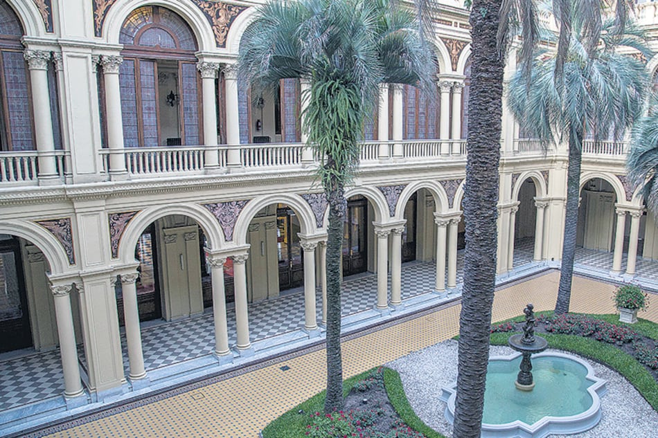 La compra del nuevo ejemplar fue una contratación directa de la Secretaría General de Presidencia.