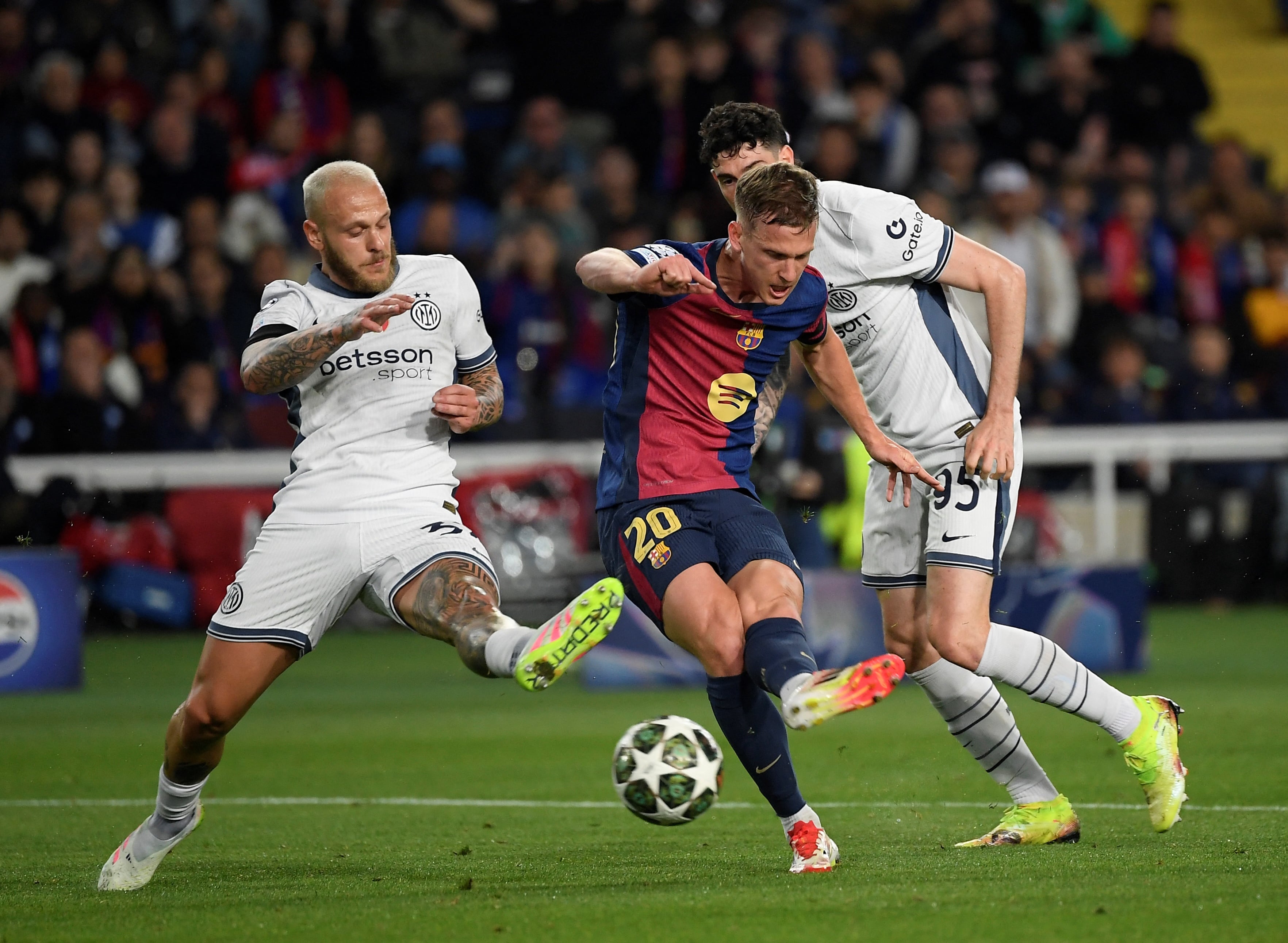 Barcelona protagonizaron un partidazo en la ida en España