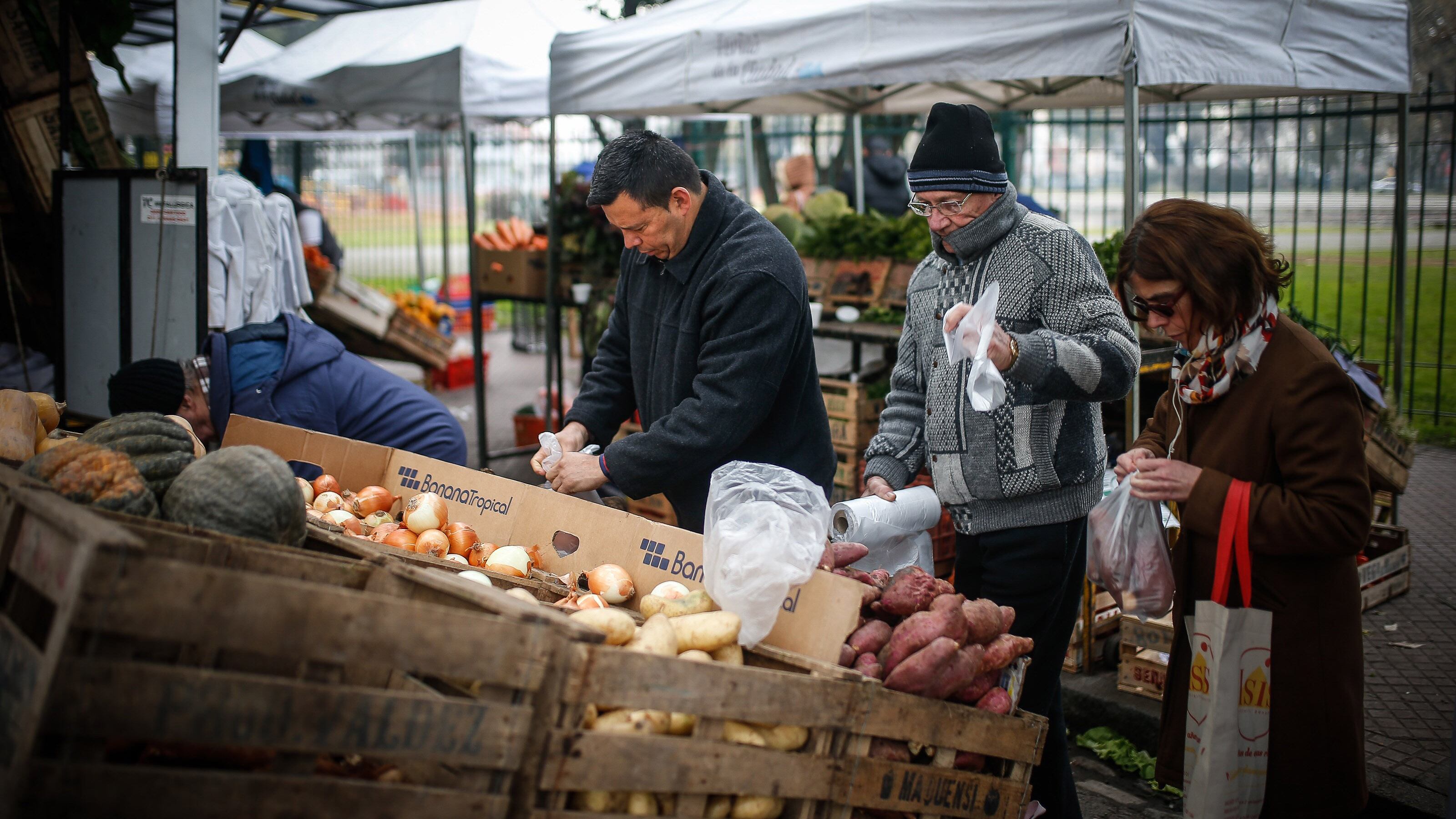 El sacrificio fiscal solo prevé una mínima compensación a los sectores socialmente más afectados por la suba de precios.