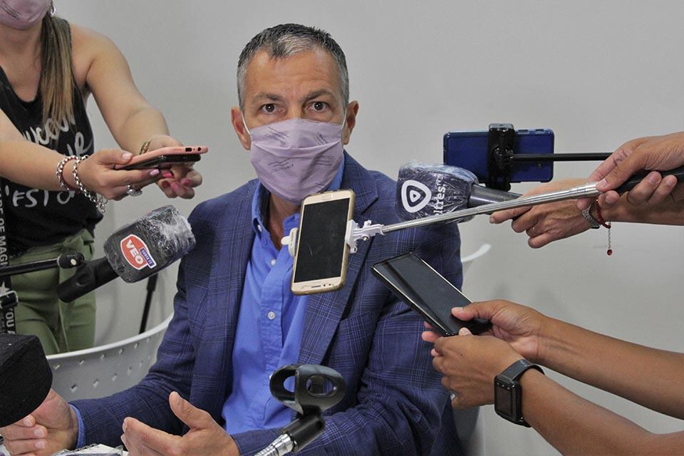 El ministro Pusineri asumió el compromiso político.