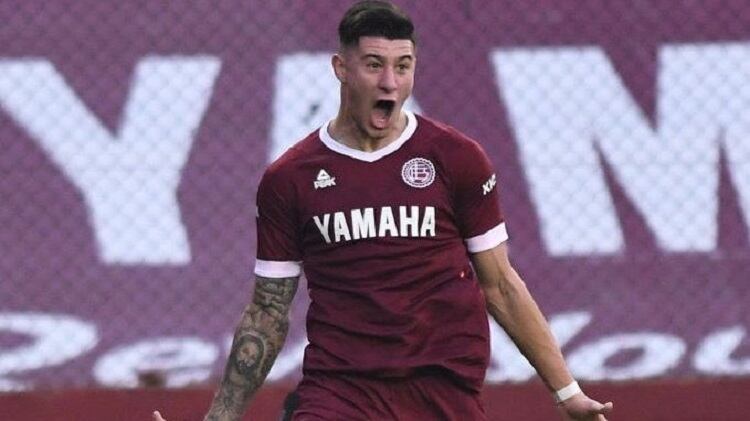 Valenti es uno de los jugadores más destacados de Lanús. 