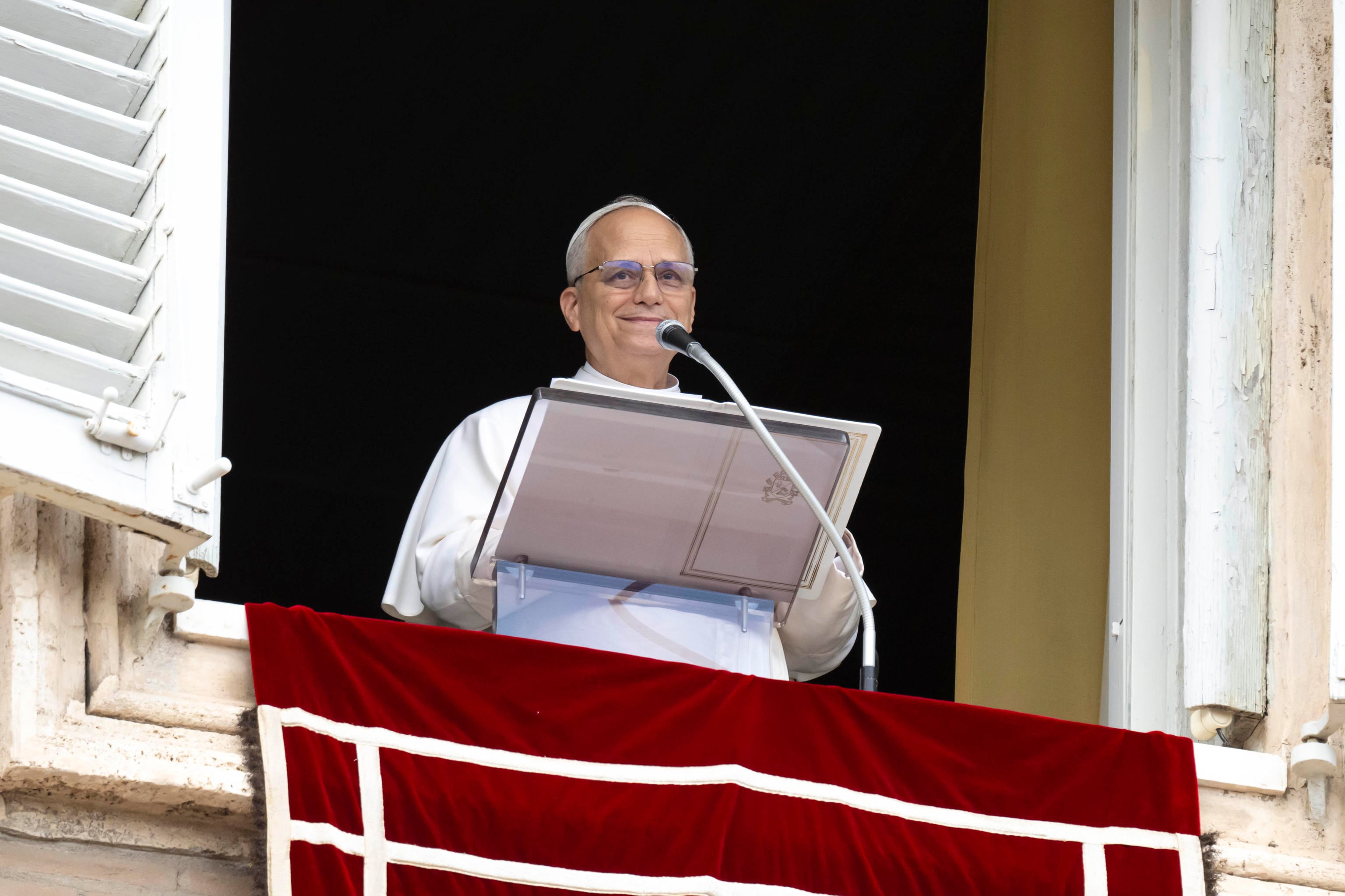 En el Angelus de este domingo, León XIV les deseó a los jóvenes que el Jubileo sea "una oportunidad para encontrar a Cristo"