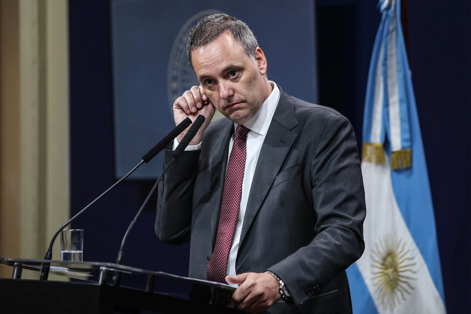 Adorni aseguró que el gobierno de Milei se está ocupando del tema pero sin explicar de qué modo.