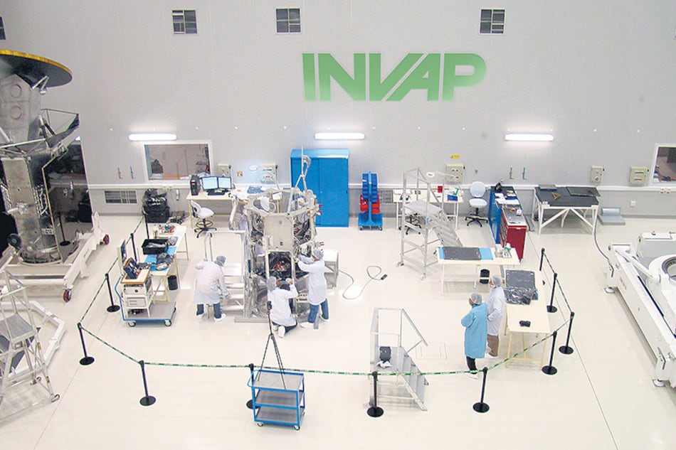 Centro de desarrollo científico tecnológico del Invap en Río Negro. El mundo lo respeta, el gobierno nacional lo descuida.