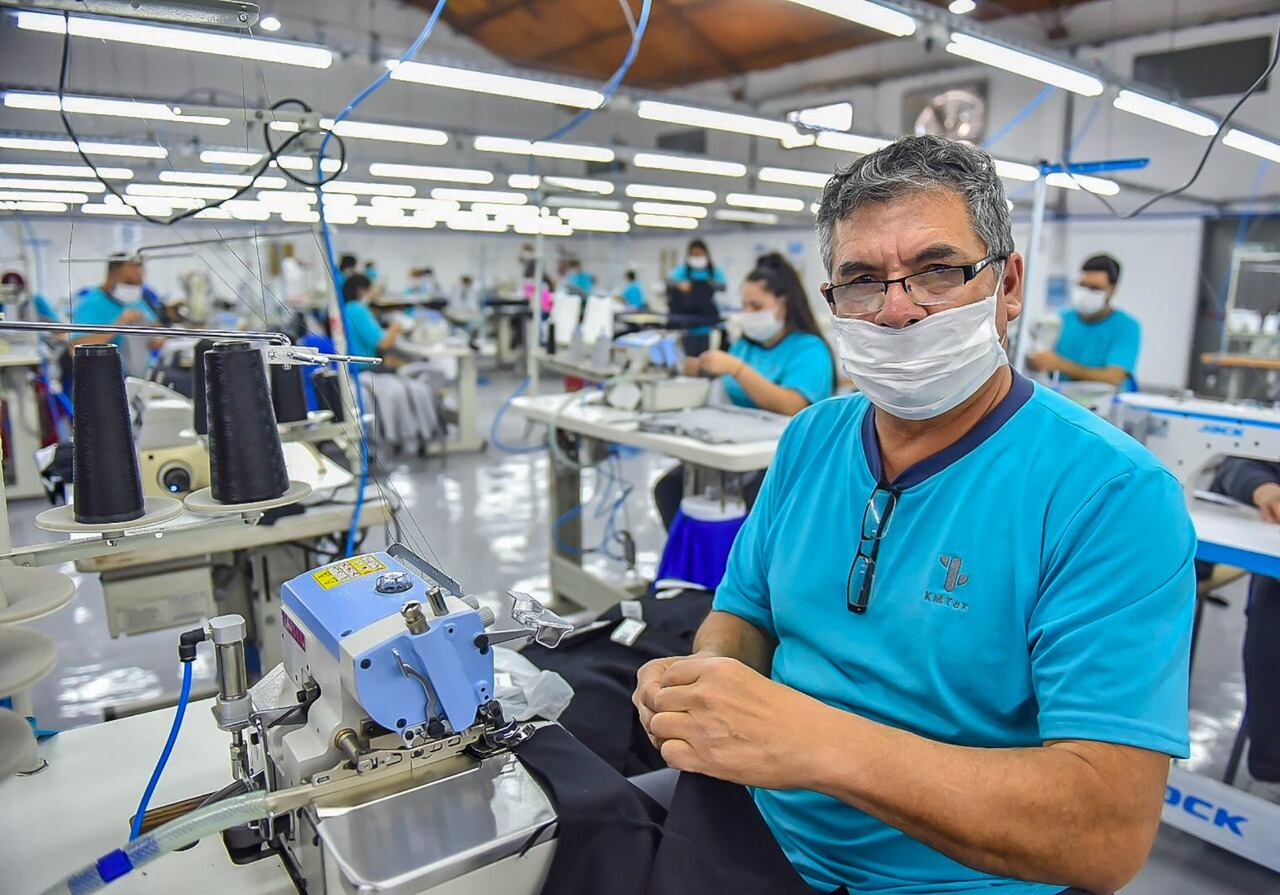 El textil es el próximo sector que se sumará al plan de reconversión en empleos asalariados los programas del Ministerio de Desarrollo Social.