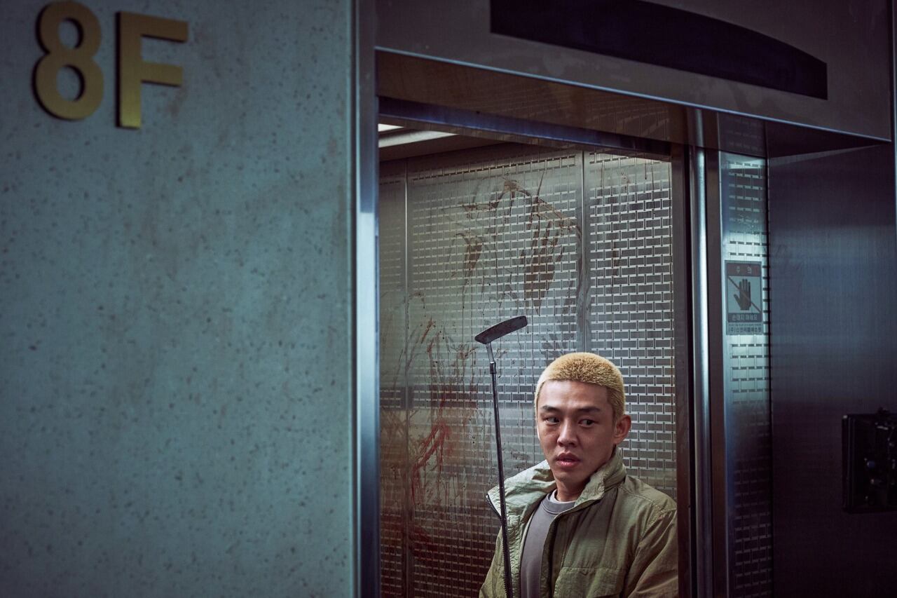 Oh Joon-woo, solitario en un mundo acosado por devoradores humanos.