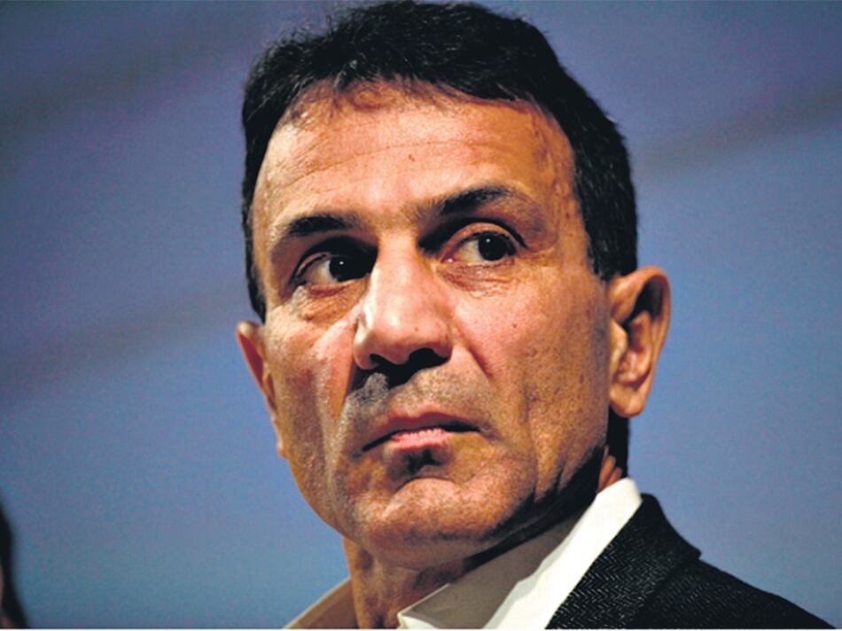 Costas Lapavitsas presentó las bases para una economía griega sostenible fuera de la Eurozona.