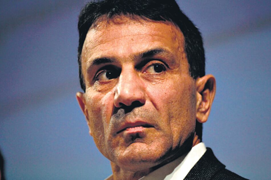 Costas Lapavitsas presentó las bases para una economía griega sostenible fuera de la Eurozona.