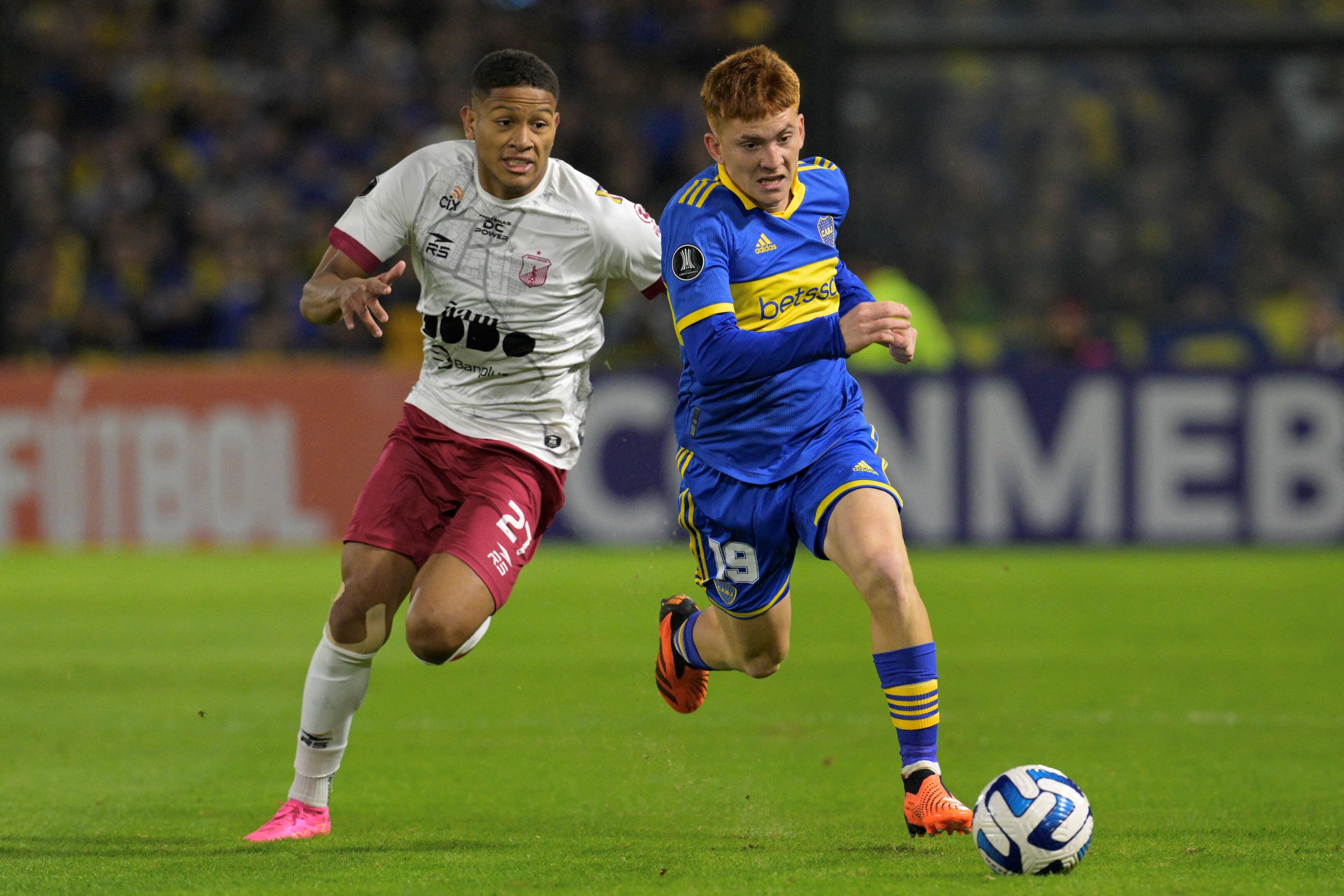 Valentín Barco se escapa ante la marca de Iván Anderson