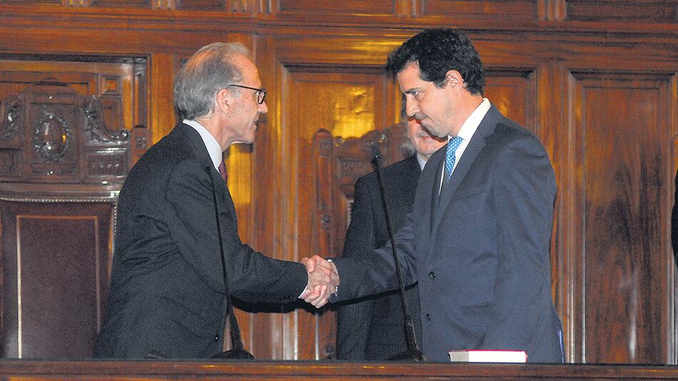 Pese al intento por frenar su designación, el diputado De Pedro juró ayer en el Consejo de la Magistratura.