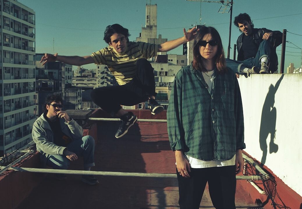 Mora y Los Metegoles