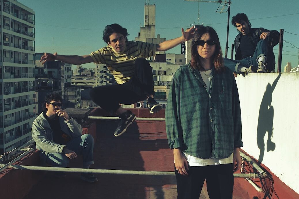 Mora y Los Metegoles